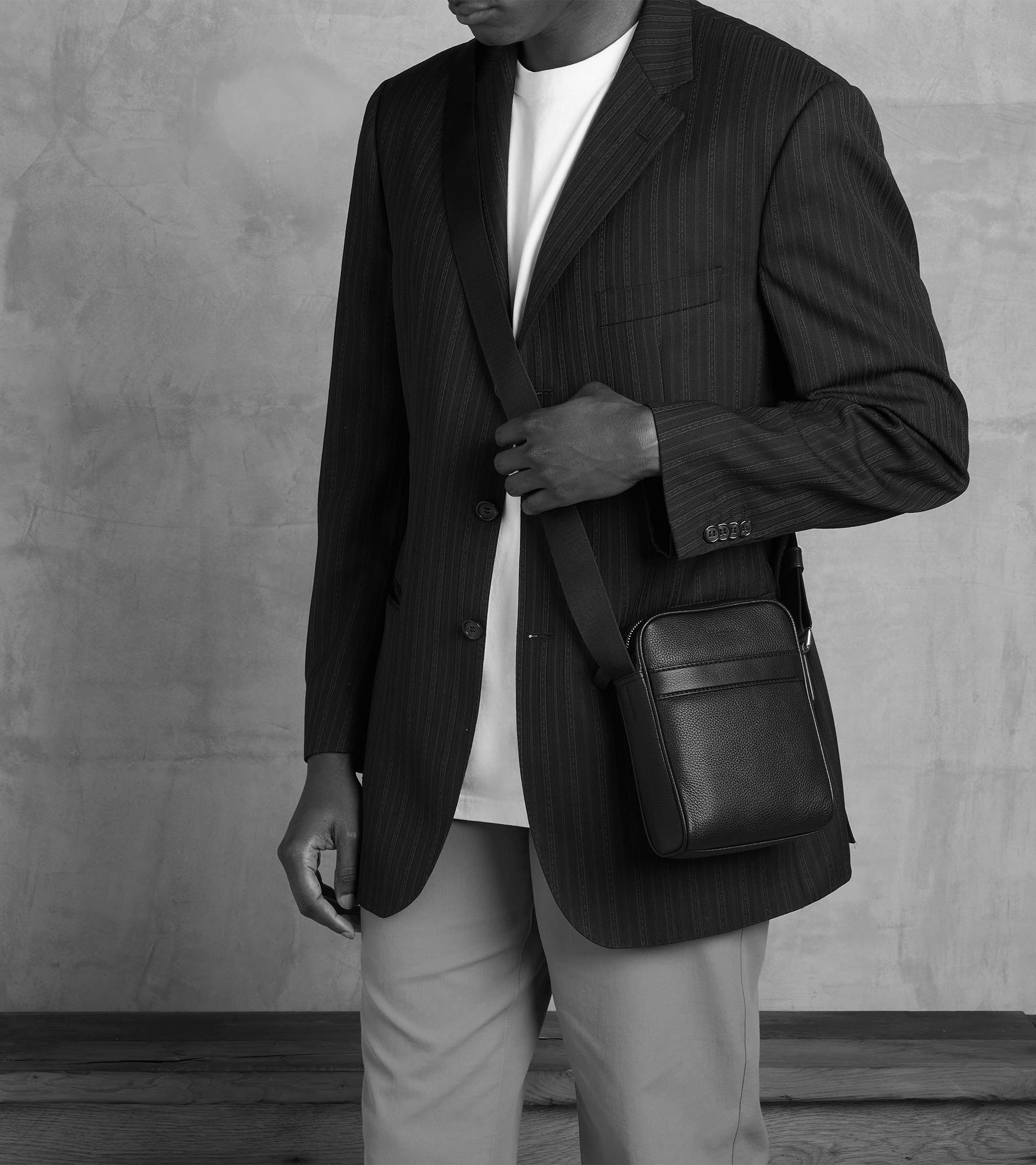 Bolsa pequeña Charles de piel texturizada