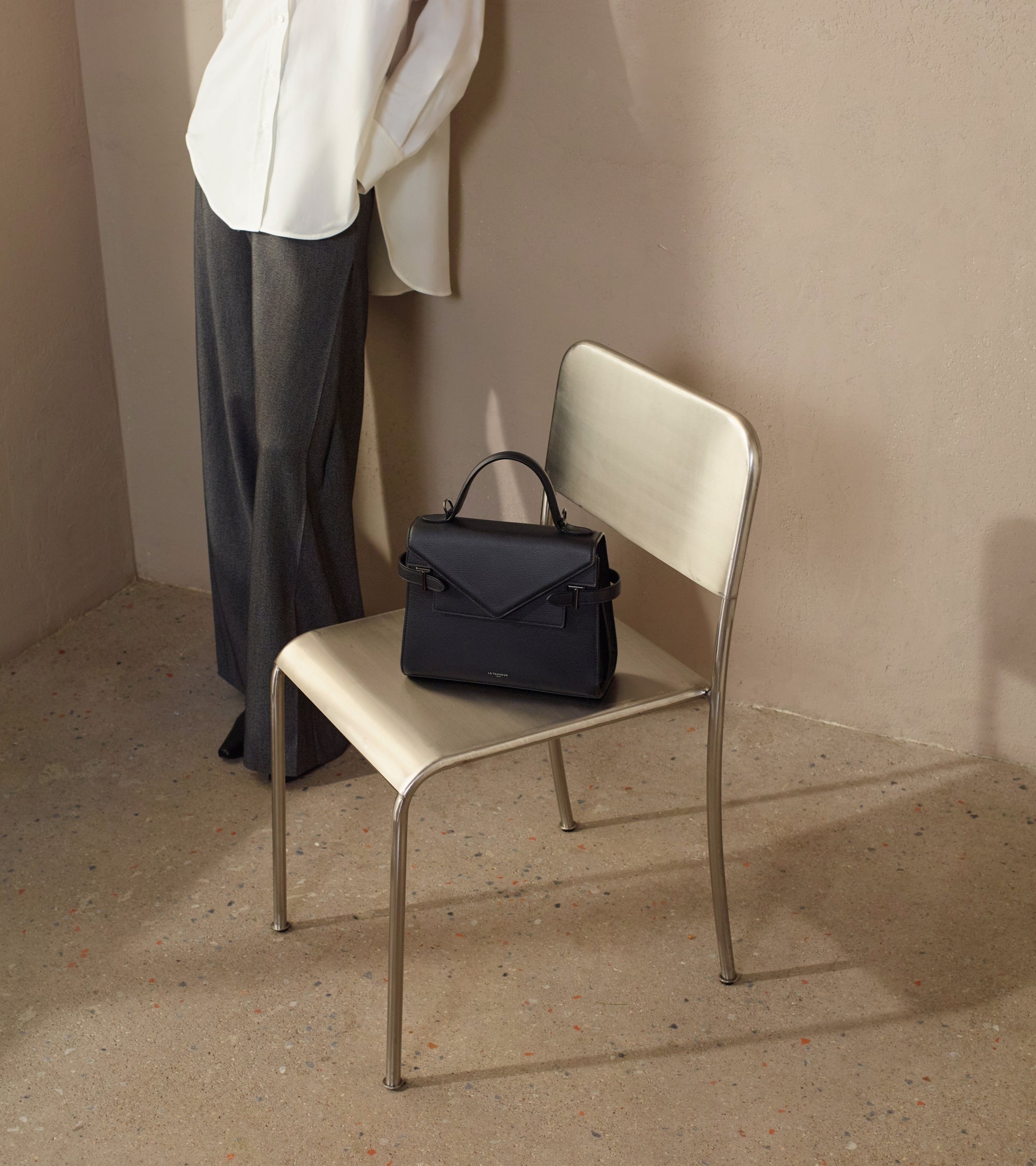 Emilie medium double flap handbag model in grained leather