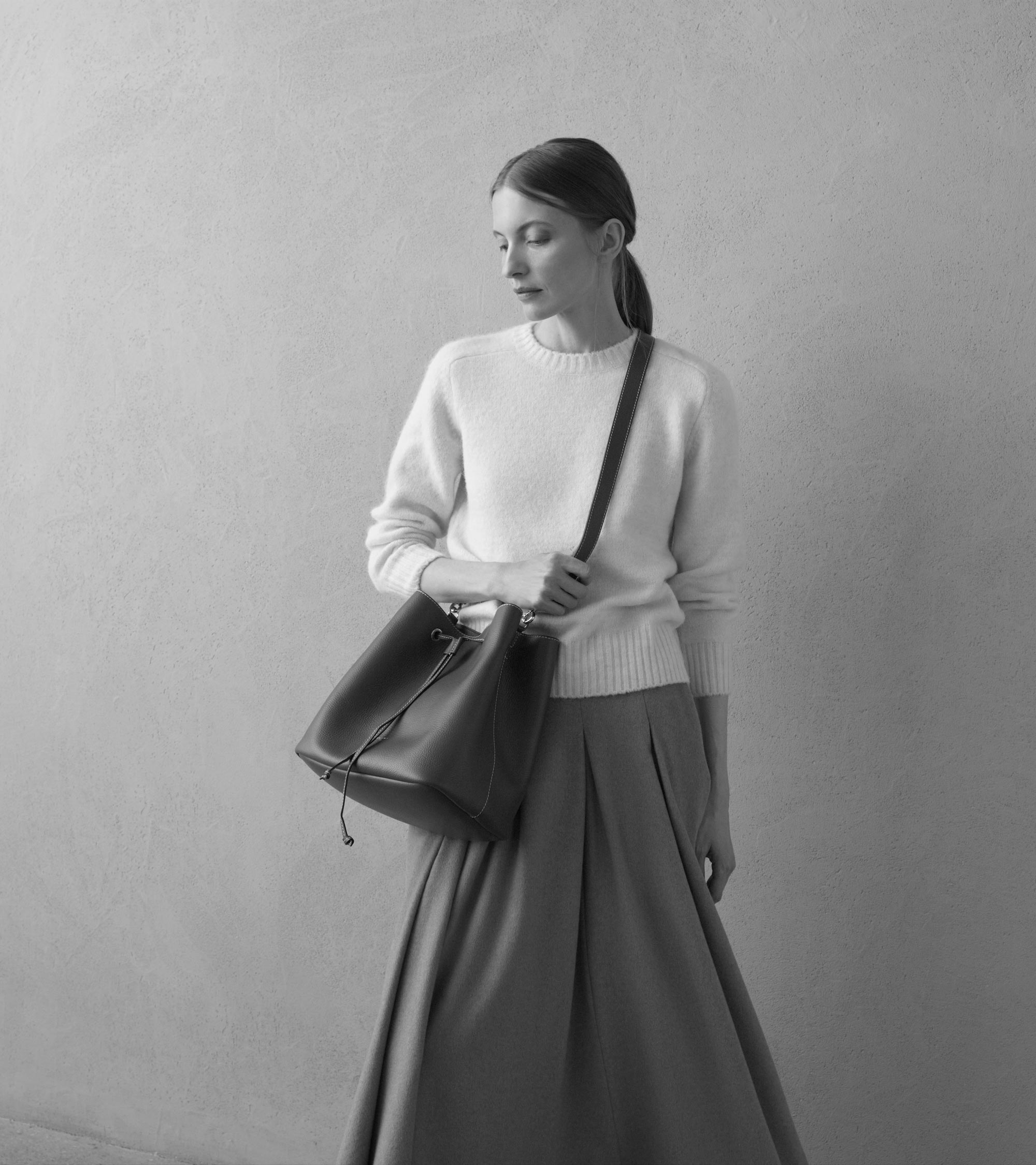 Bolso cubo grande Louise de piel texturizada