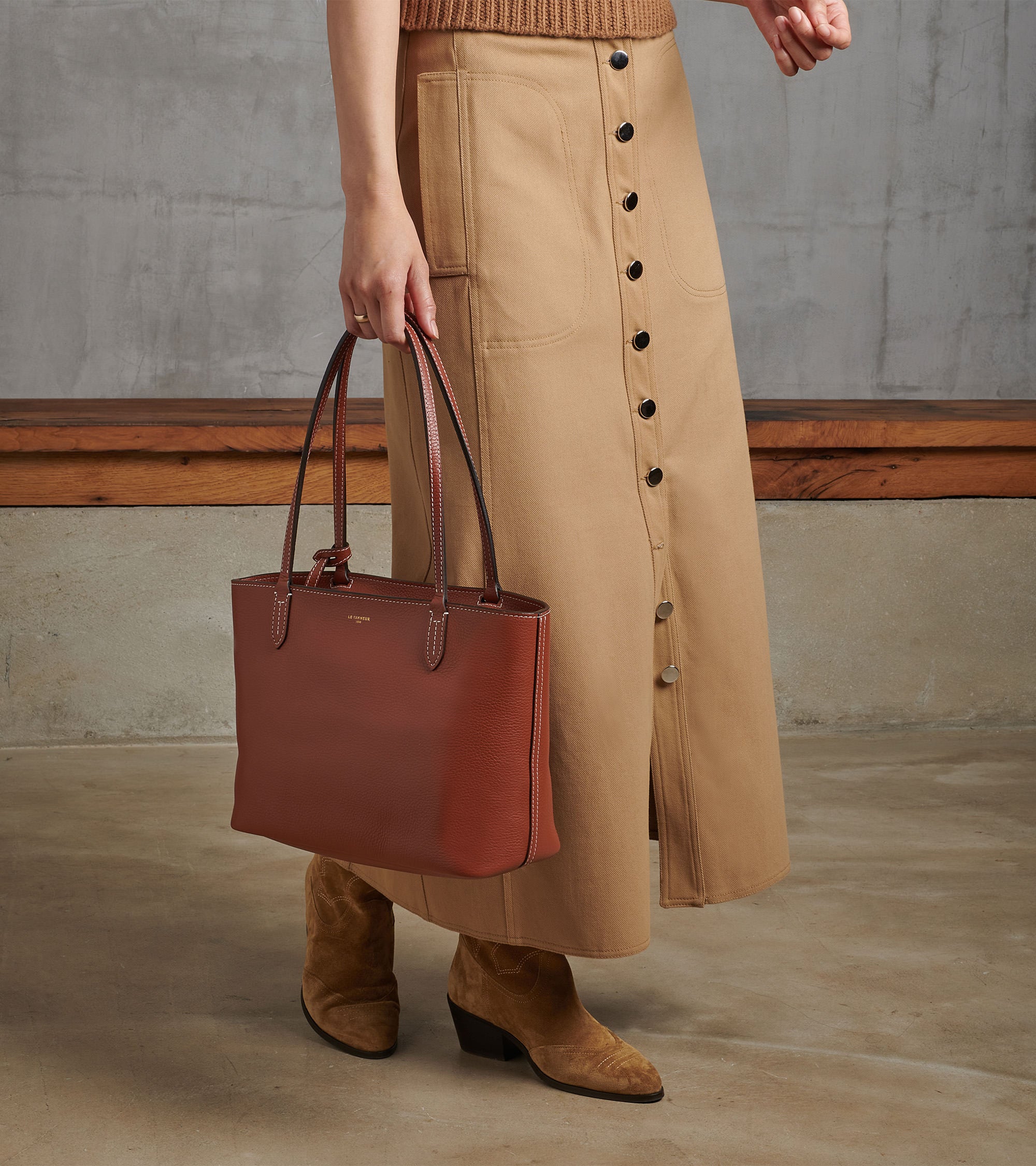 Louise small tote bag in pebbled leather