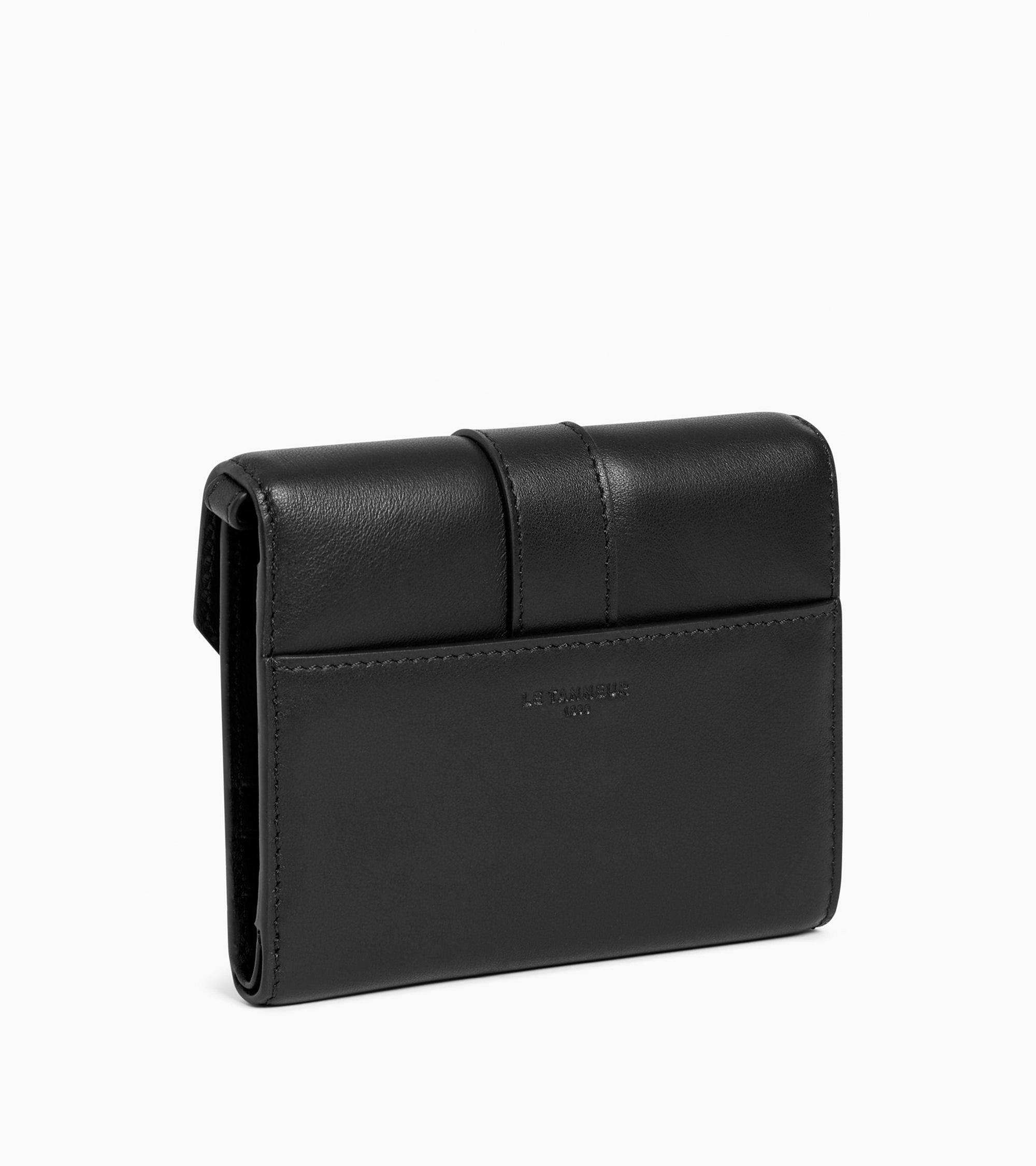 Pia card holder with detachable shoulder strap in smooth leather