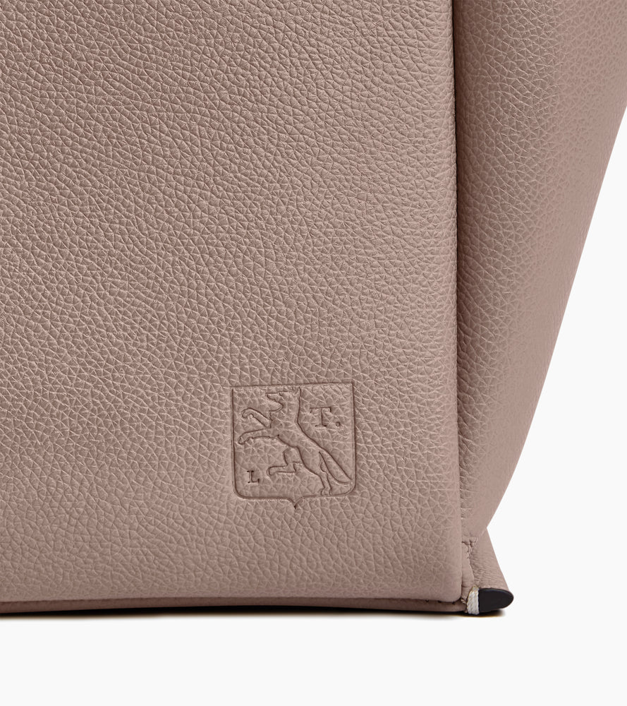 Bolso tote grande Elena de cuero texturizado